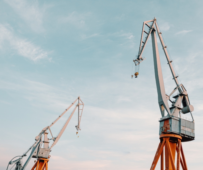 Shipping port cranes
